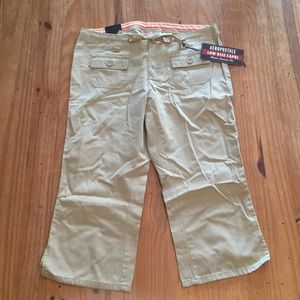 NWT khaki capris